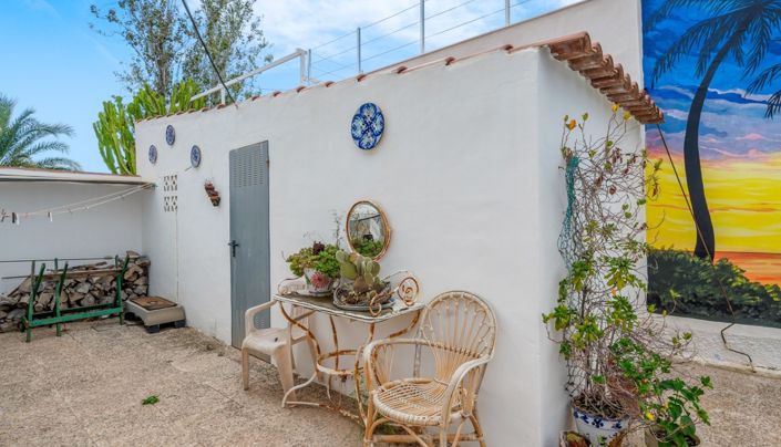 Image No.39-4 Bed Property for sale