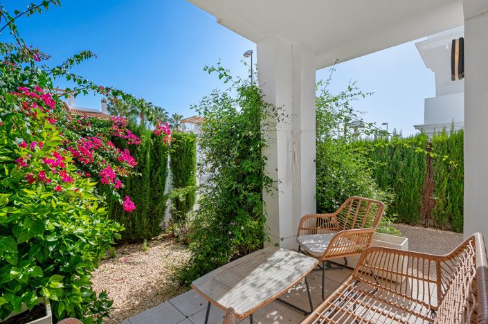 Image No.3-3 Bed Property for sale