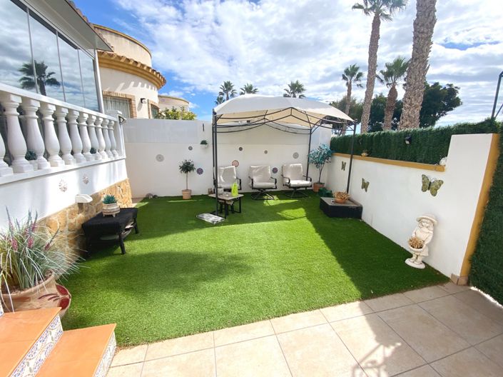 Image No.21-Villa de 2 chambres à vendre à Guardamar del Segura