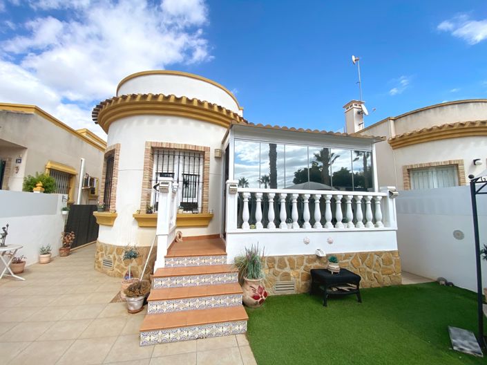 Image No.26-Villa de 2 chambres à vendre à Guardamar del Segura