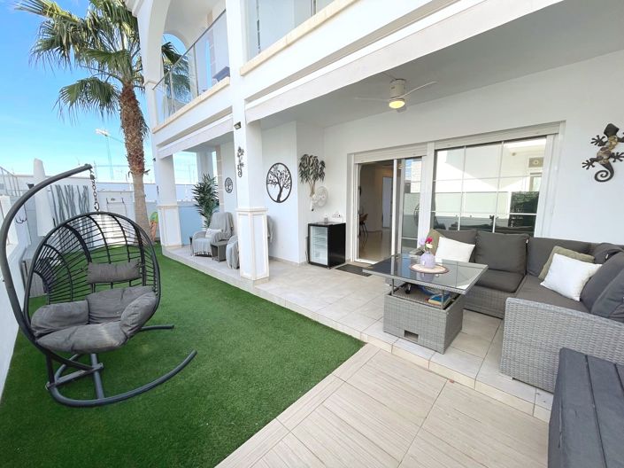 Image No.19-2 Bed Apartment for sale