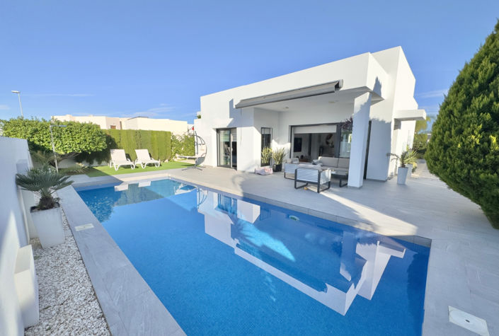 Image No.1-Villa de 3 chambres à vendre à Benijofar