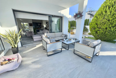 o_1j8as52vk1rhp1qk0vi15ui7sl3n