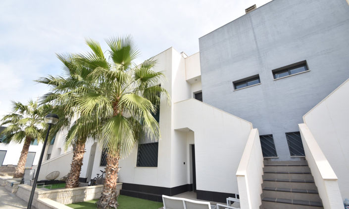 Image No.27-2 Bed Apartment for sale