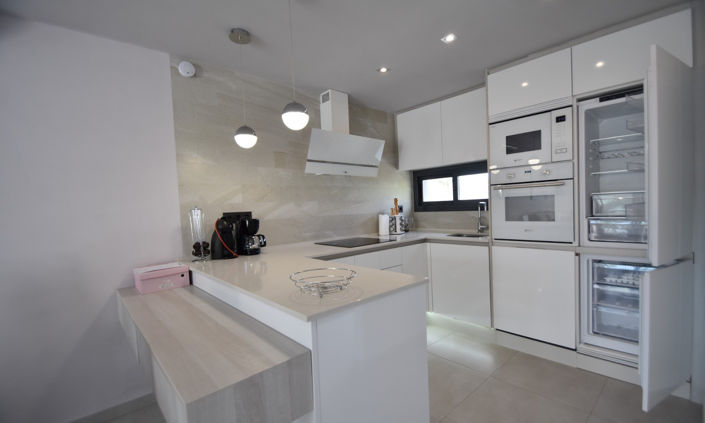 Image No.9-2 Bed Apartment for sale