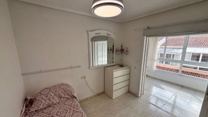 Image No.17-2 Bed Townhouse for sale