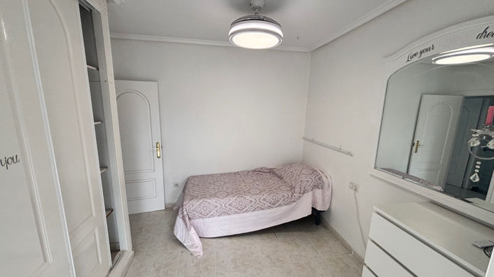 Image No.18-2 Bed Townhouse for sale