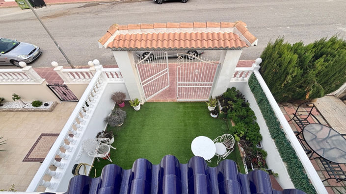 Image No.21-2 Bed Townhouse for sale