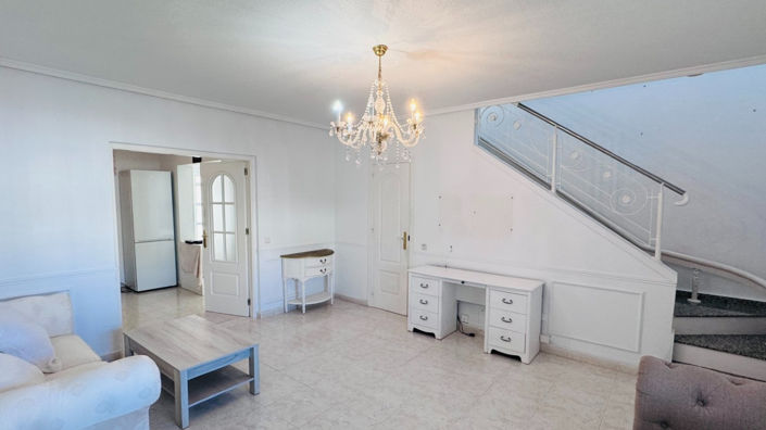 Image No.7-2 Bed Townhouse for sale