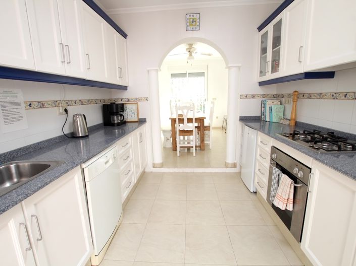 Image No.15-5 Bed Villa for sale