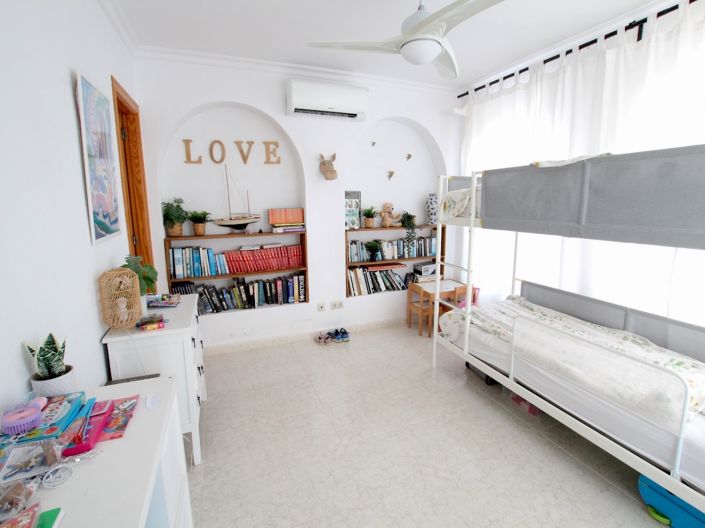 Image No.23-5 Bed Villa for sale