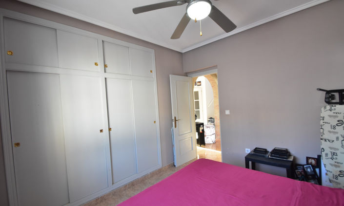 Image No.15-4 Bed Villa for sale