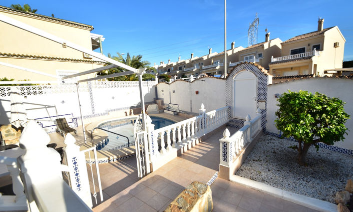 Image No.35-4 Bed Villa for sale