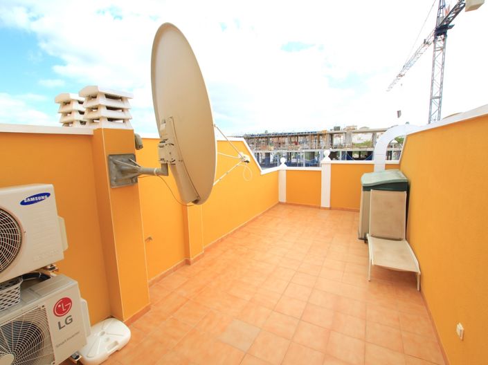 Image No.20-2 Bed Duplex for sale