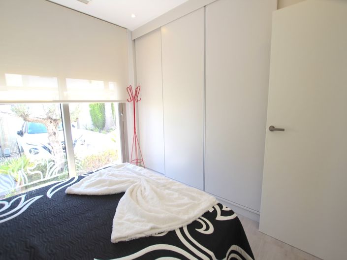 Image No.18-3 Bed Villa for sale