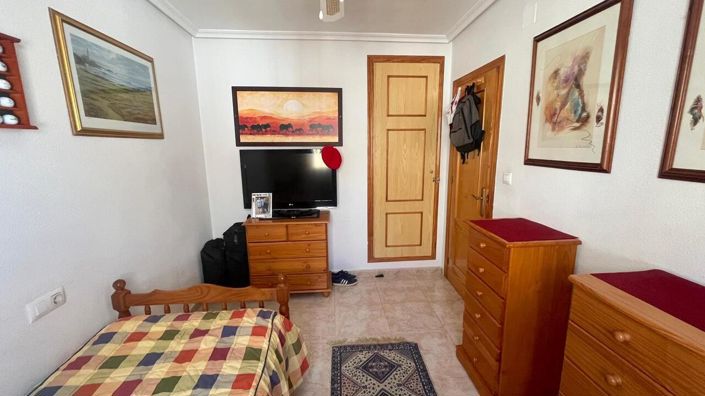 Image No.12-3 Bed Villa for sale