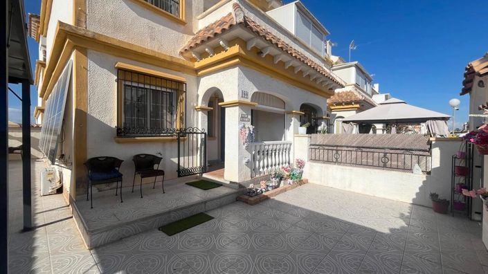 Image No.3-3 Bed Villa for sale