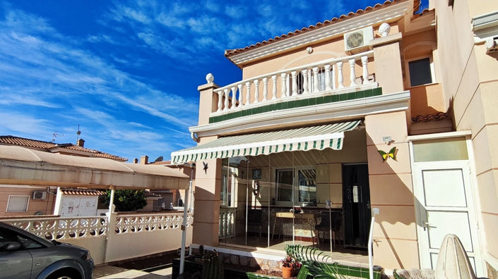 Image No.24-3 Bed Property for sale