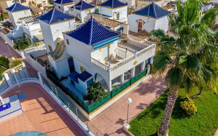 Image No.1-3 Bed Townhouse for sale