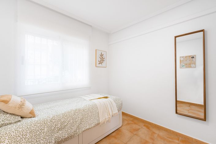 Image No.25-2 Bed Villa for sale