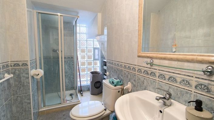 Image No.14-3 Bed Quad for sale