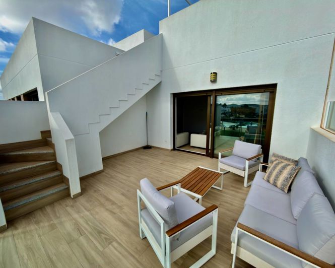 Image No.18-3 Bed Apartment for sale