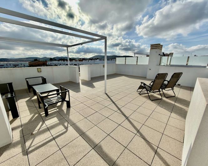 Image No.19-3 Bed Apartment for sale