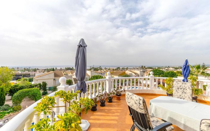 Image No.24-4 Bed Villa for sale