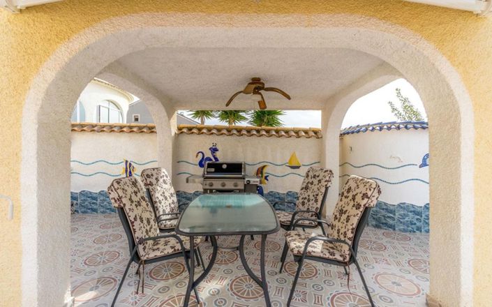 Image No.40-4 Bed Villa for sale