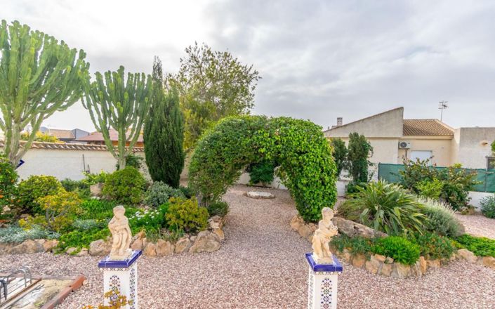 Image No.42-4 Bed Villa for sale