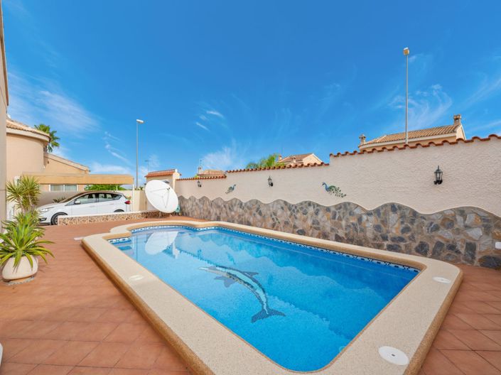 Image No.28-3 Bed Villa for sale