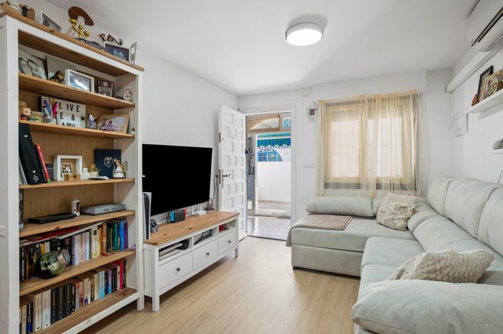 Image No.3-2 Bed Bungalow for sale