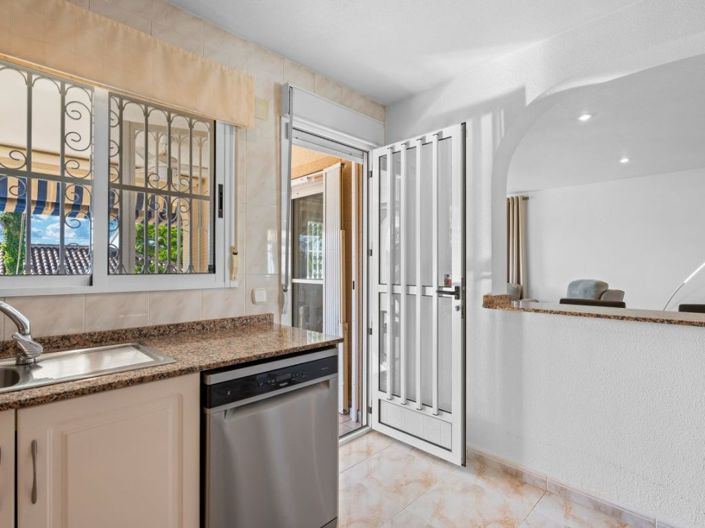 Image No.13-2 Bed Villa for sale