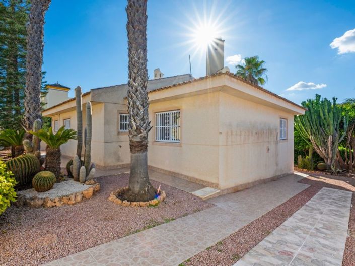 Image No.30-2 Bed Villa for sale