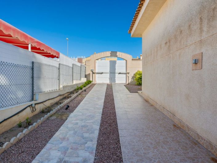 Image No.31-2 Bed Villa for sale