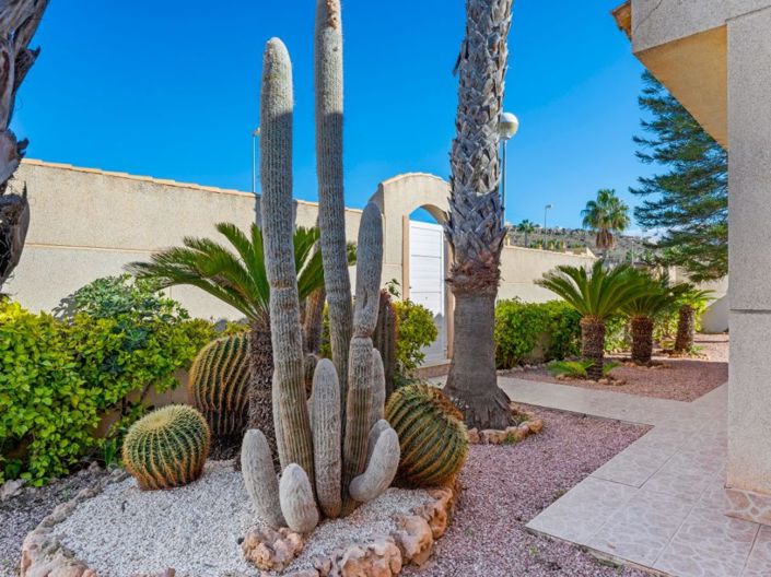 Image No.32-2 Bed Villa for sale