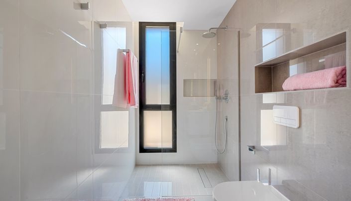 Image No.28-4 Bed Villa for sale