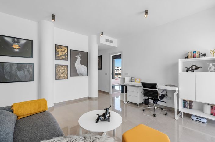 Image No.30-4 Bed Villa for sale