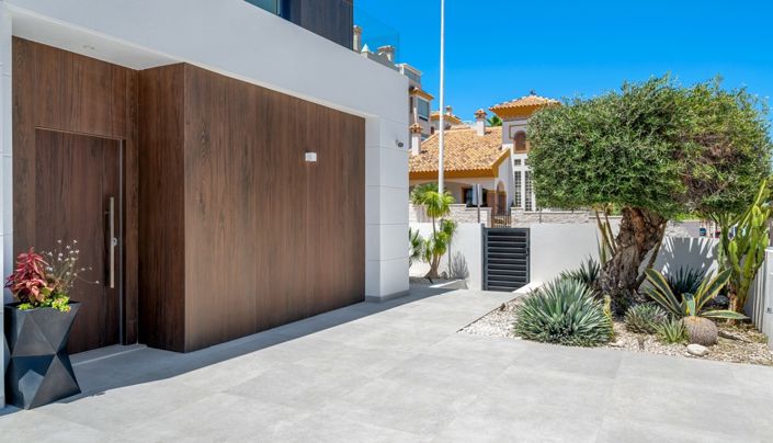 Image No.43-4 Bed Villa for sale