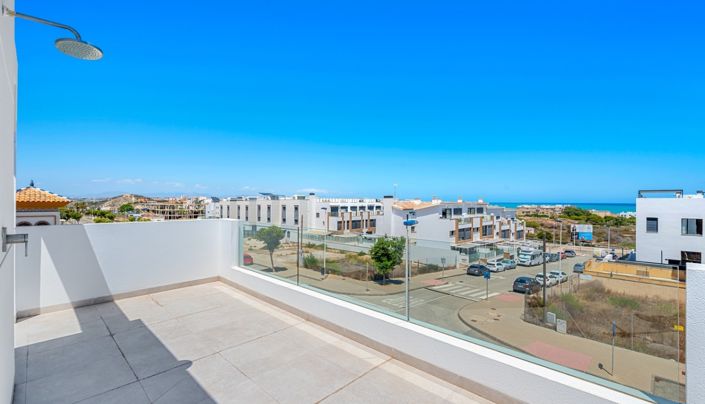 Image No.48-4 Bed Villa for sale