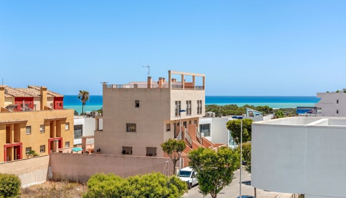 Image No.56-4 Bed Villa for sale