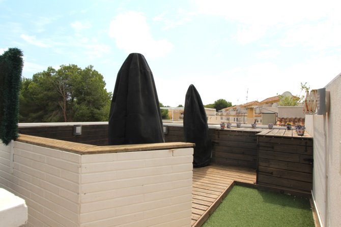 Image No.20-2 Bed Apartment for sale