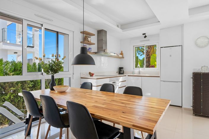 Image No.11-2 Bed Apartment for sale