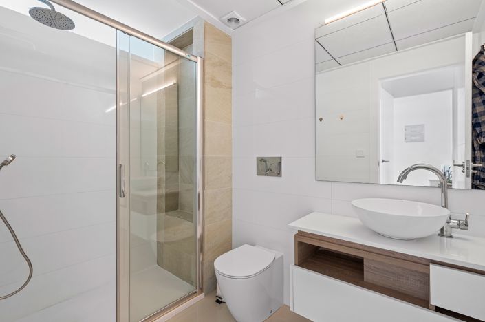 Image No.19-2 Bed Apartment for sale