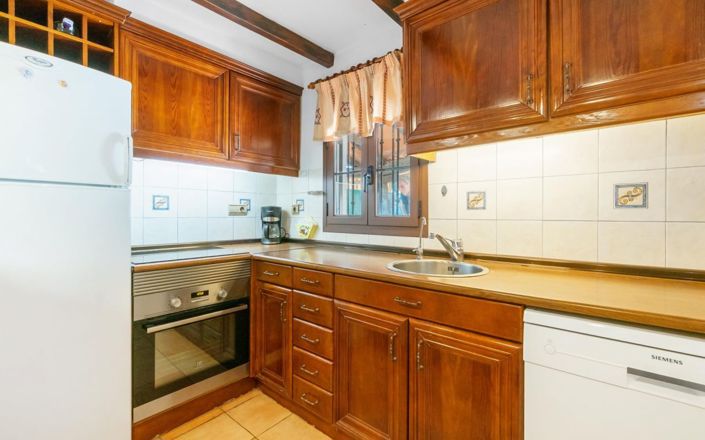 Image No.14-3 Bed Duplex for sale