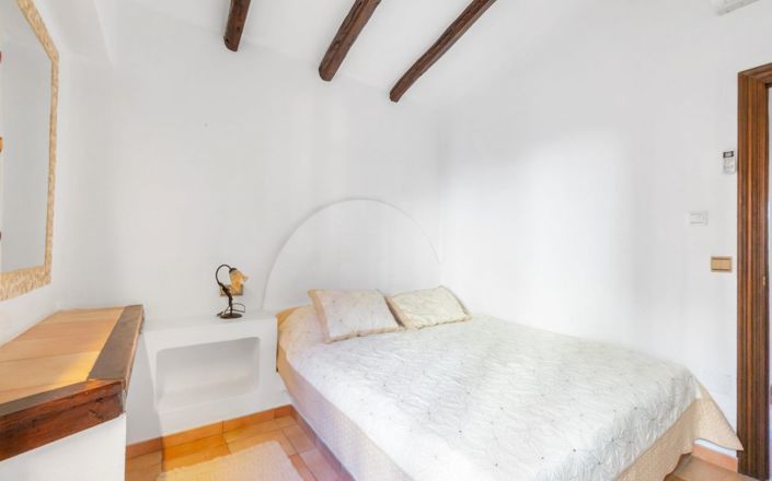 Image No.19-3 Bed Duplex for sale