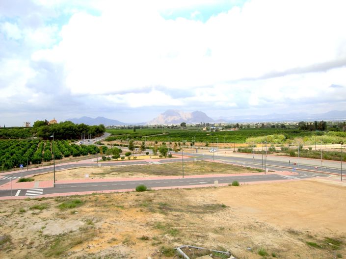 Image No.18-2 Bed Apartment for sale