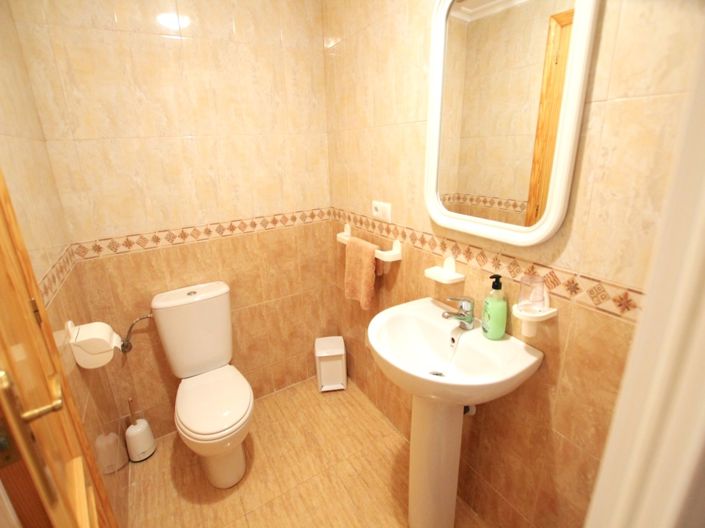 Image No.16-2 Bed Apartment for sale