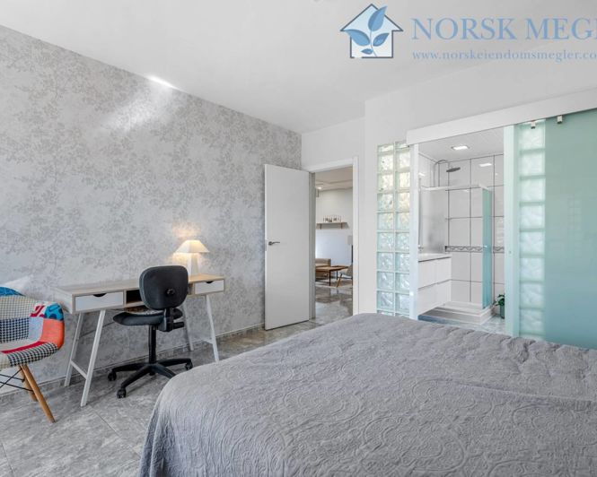 Image No.19-7 Bed Villa for sale