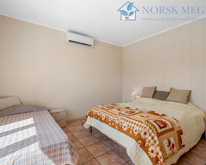 Image No.21-7 Bed Villa for sale